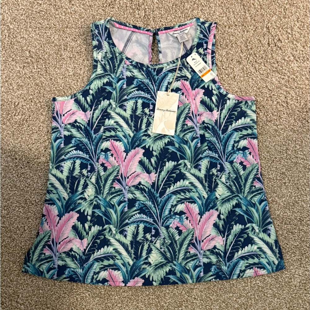 Bahama Coast Villa Palms Sleeveless
IslandZone® Top nwt sold out!